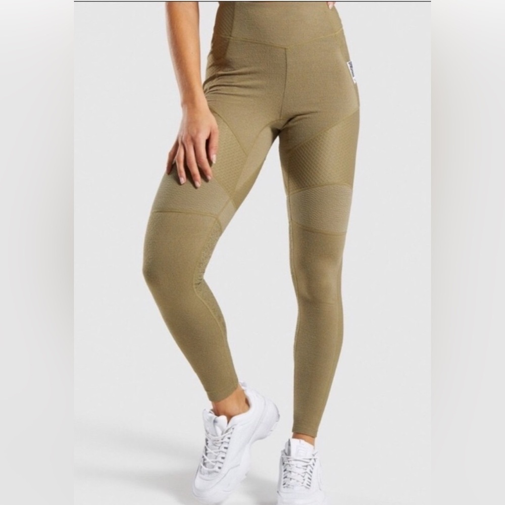 Gymshark textured olive green leggings, XS